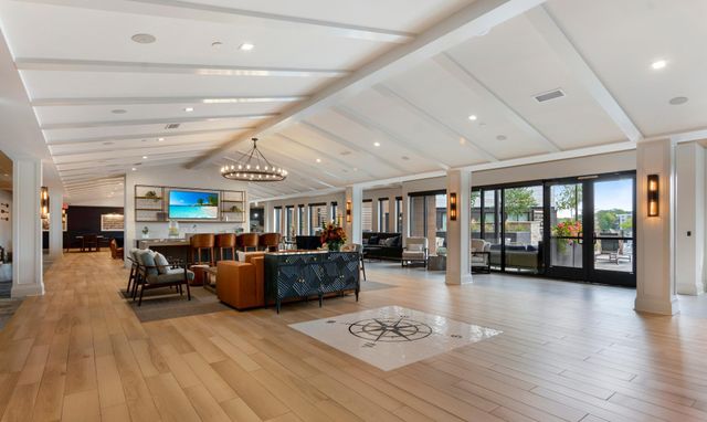 12610 Ridgedale Drive 103, Minnetonka, MN 55305