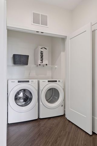 12610 Ridgedale Drive 103, Minnetonka, MN 55305