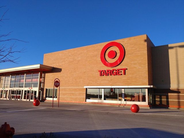 12610 Ridgedale Drive 103, Minnetonka, MN 55305