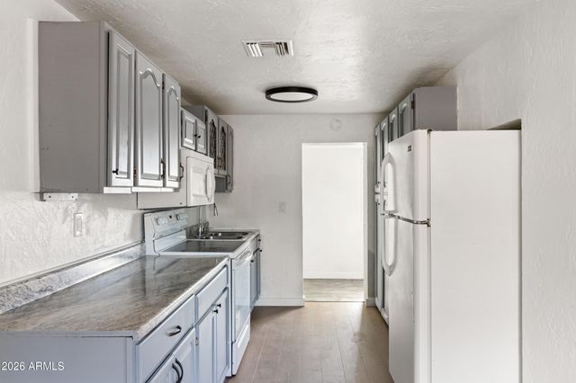 1115 W IRONWOOD Drive, Phoenix, AZ 85021