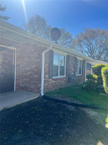 1152 Pinedale Circle NW, Conyers, GA 30012