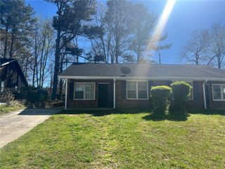 1152 Pinedale Circle NW, Conyers, GA 30012
