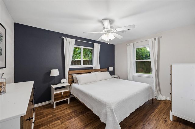 1122 Sunny Drive, Houston, TX 77037