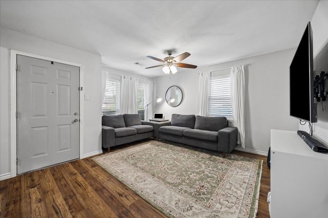 1122 Sunny Drive, Houston, TX 77037