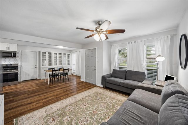 1122 Sunny Drive, Houston, TX 77037