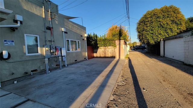 12812 Short, Los Angeles, CA 90066