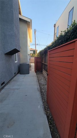 12812 Short, Los Angeles, CA 90066