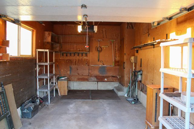 1230 E SOUTH WEBER DR, South Weber, UT 84405