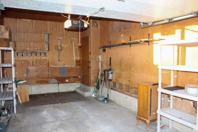 1230 E SOUTH WEBER DR, South Weber, UT 84405