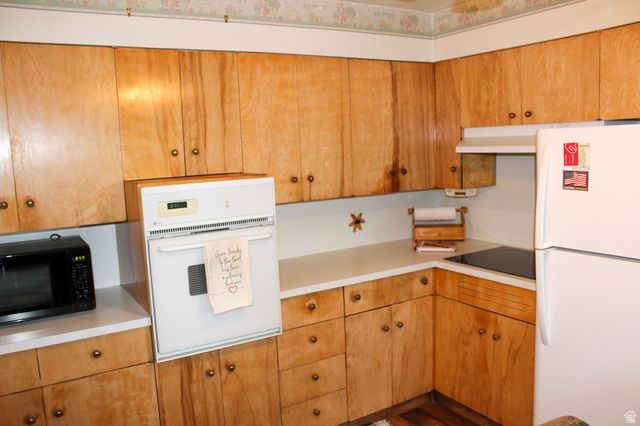 1230 E SOUTH WEBER DR, South Weber, UT 84405