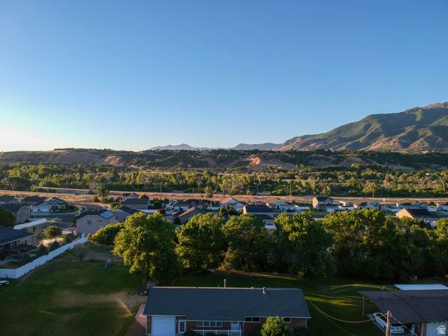 1230 E SOUTH WEBER DR, South Weber, UT 84405