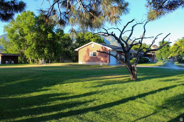 1230 E SOUTH WEBER DR, South Weber, UT 84405
