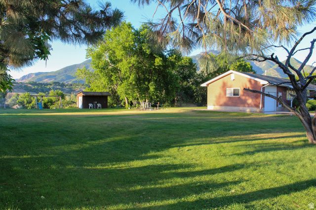 1230 E SOUTH WEBER DR, South Weber, UT 84405
