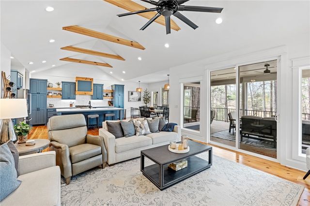1408 Cool Ridge Drive, Seneca, SC 29672