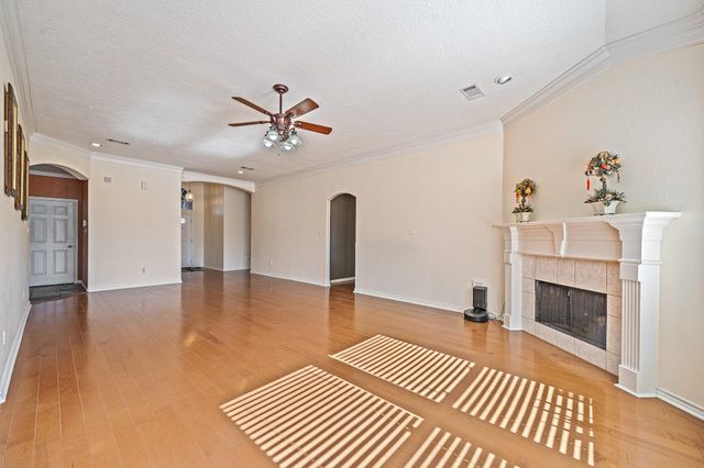 15727 Schumann Lane, Houston, TX 77083