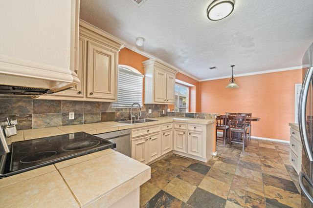 15727 Schumann Lane, Houston, TX 77083