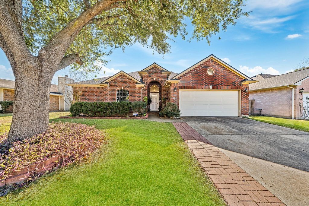 15727 Schumann Lane, Houston, TX 77083