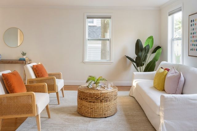 7 Beach St, Newton, MA 02460