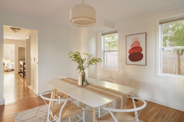 7 Beach St, Newton, MA 02460