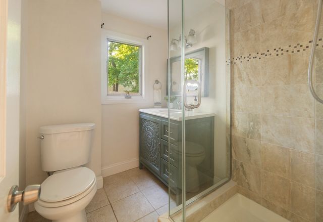 7 Beach St, Newton, MA 02460