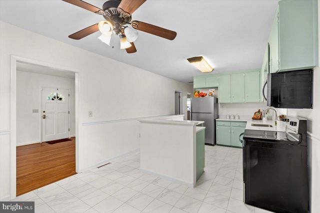 8251 HICKORY DR, King George, VA 22485