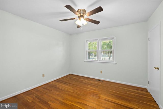 8251 HICKORY DR, King George, VA 22485