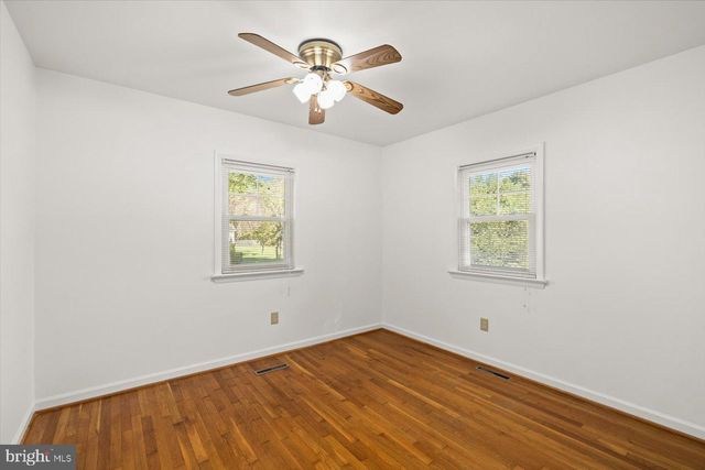 8251 HICKORY DR, King George, VA 22485