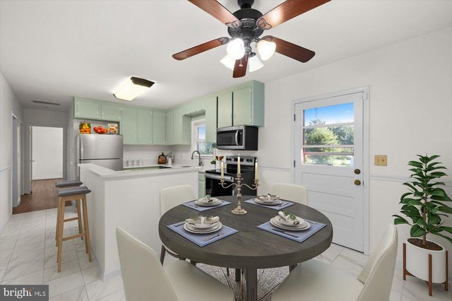 8251 HICKORY DR, King George, VA 22485