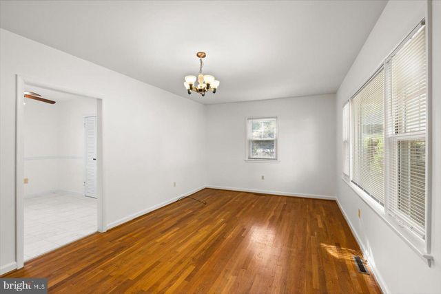 8251 HICKORY DR, King George, VA 22485