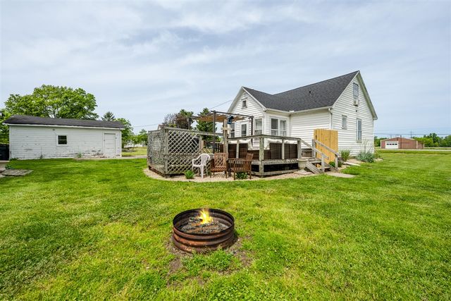 3156 W Lemon Creek Road, Bridgman, MI 49106