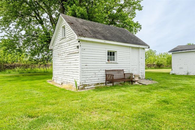 3156 W Lemon Creek Road, Bridgman, MI 49106