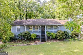 6595 Oakwood Drive, Douglasville, GA 30135