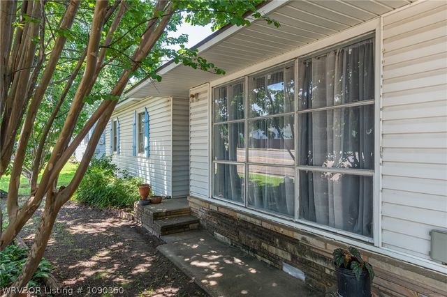 2923 Phoenix Avenue, Fort Smith, AR 72901