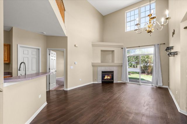 545 Pinebrook Drive, Bolingbrook, IL 60490