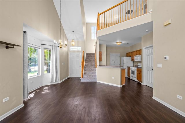 545 Pinebrook Drive, Bolingbrook, IL 60490