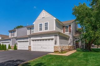 545 Pinebrook Drive, Bolingbrook, IL 60490