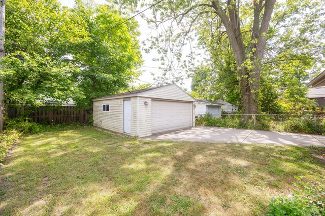 711 Kayser Avenue, Royal Oak City, MI 48067