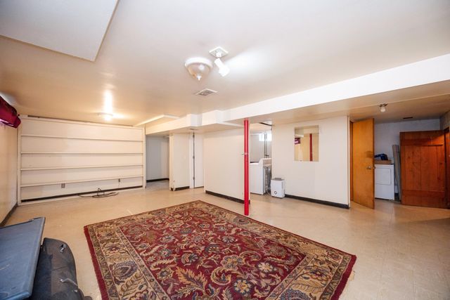 711 Kayser Avenue, Royal Oak City, MI 48067
