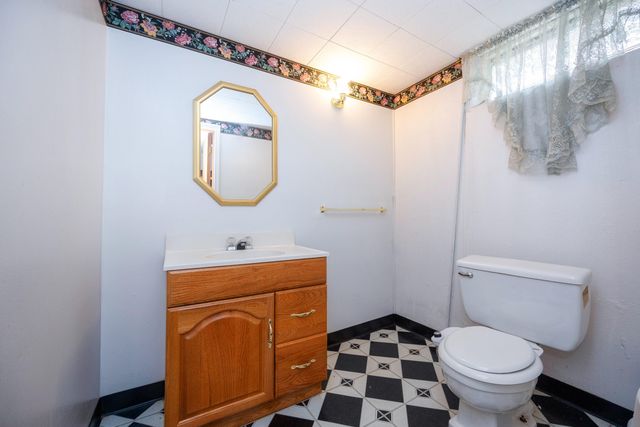 711 Kayser Avenue, Royal Oak City, MI 48067