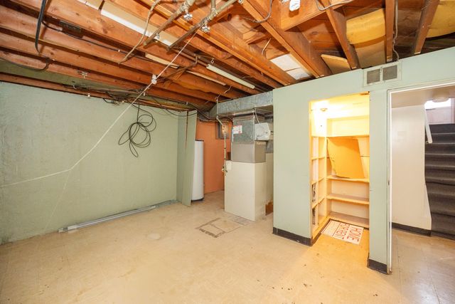 711 Kayser Avenue, Royal Oak City, MI 48067