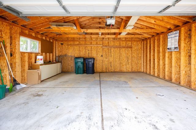 711 Kayser Avenue, Royal Oak City, MI 48067