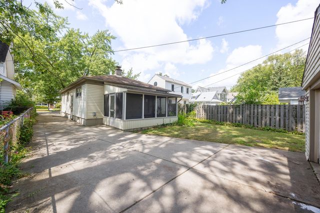 711 Kayser Avenue, Royal Oak City, MI 48067