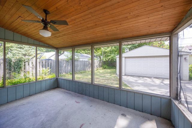711 Kayser Avenue, Royal Oak City, MI 48067