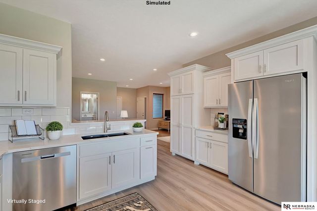 6958 Claystone Drive, Lincoln, NE 68521