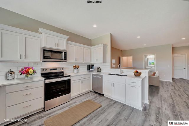 6958 Claystone Drive, Lincoln, NE 68521