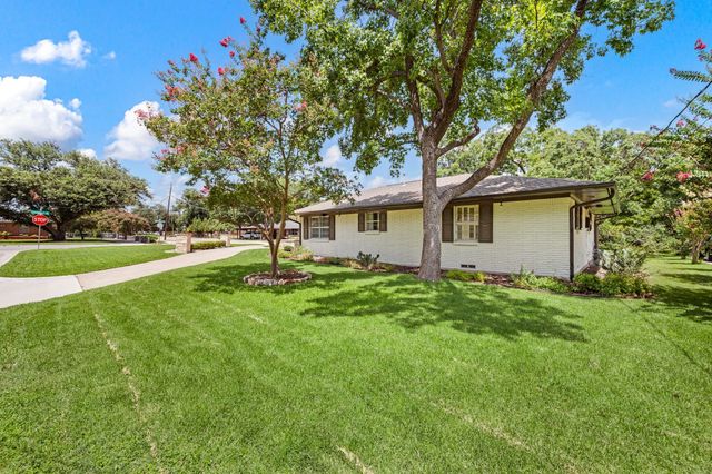 416 Brook Lane, Mckinney, TX 75069