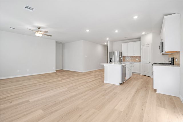 521 Midnight Oak Drive, Mckinney, TX 75069