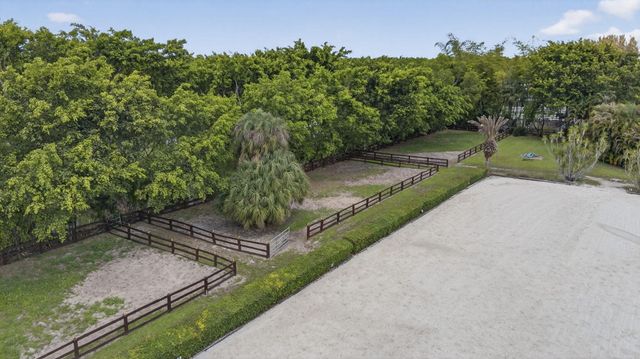 739 Cindy Circle Lane, Wellington, FL 33414