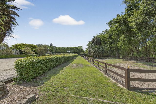 739 Cindy Circle Lane, Wellington, FL 33414