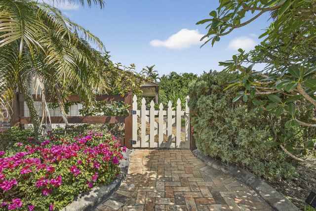 739 Cindy Circle Lane, Wellington, FL 33414